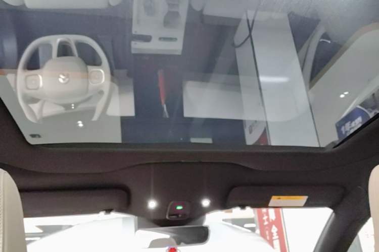Used Nio ET5T 2024 75kWh Touring Headliner