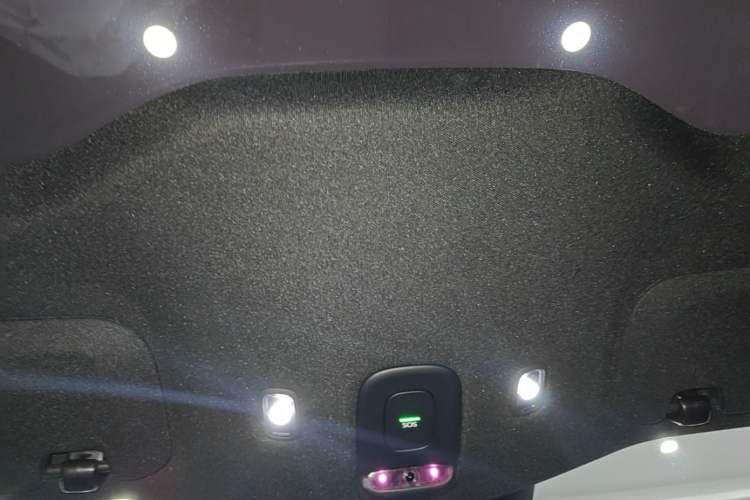 Used Nio ET5T 2024 75kWh Touring Headliner