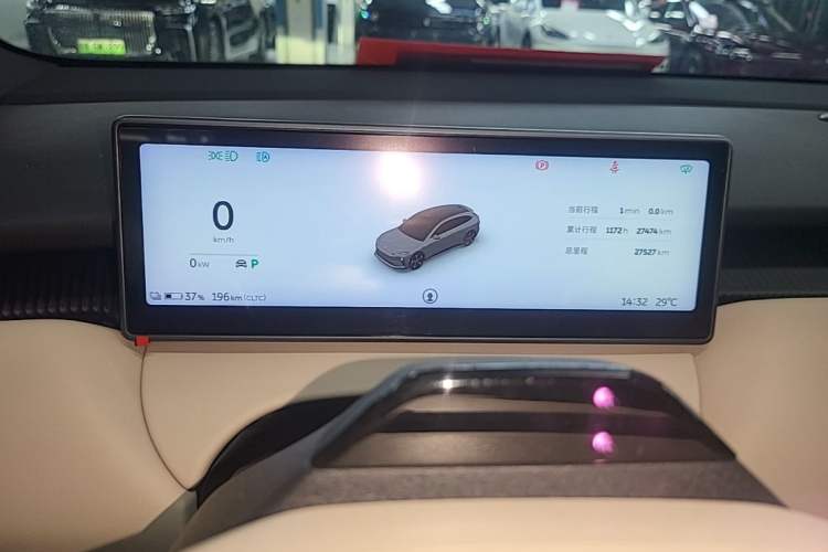 Used Nio ET5T 2024 75kWh Touring Instrument Cluster