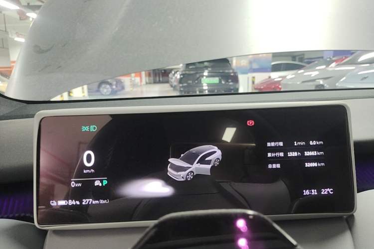 Used Nio ET5T 2024 75kWh Touring Instrument Cluster
