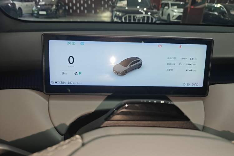 Used Nio ET5T 2024 75kWh Touring Instrument Cluster