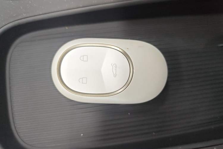 Used Nio ET5T 2024 75kWh Touring Interior 1