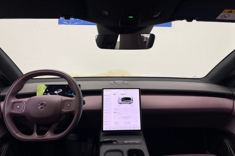 Used Nio ET5T 2024 75kWh Touring Interior 1