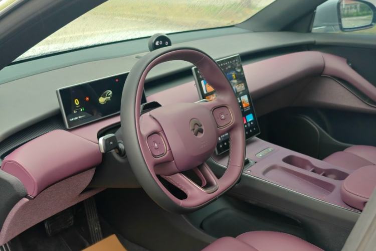 Used Nio ET5T 2024 75kWh Touring Interior 2