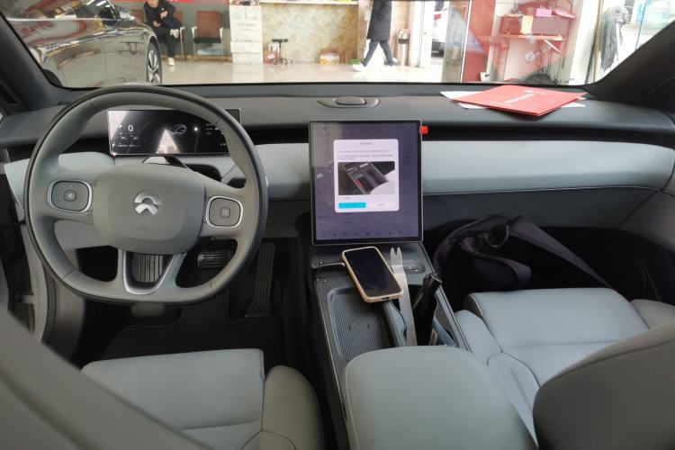 Used Nio ET5T 2024 75kWh Touring Interior 2
