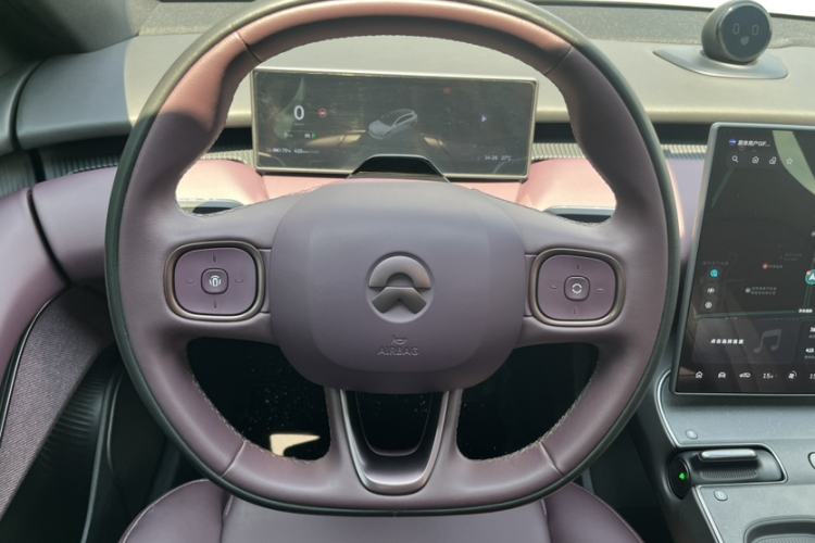 Used Nio ET5T 2024 75kWh Touring Interior 2