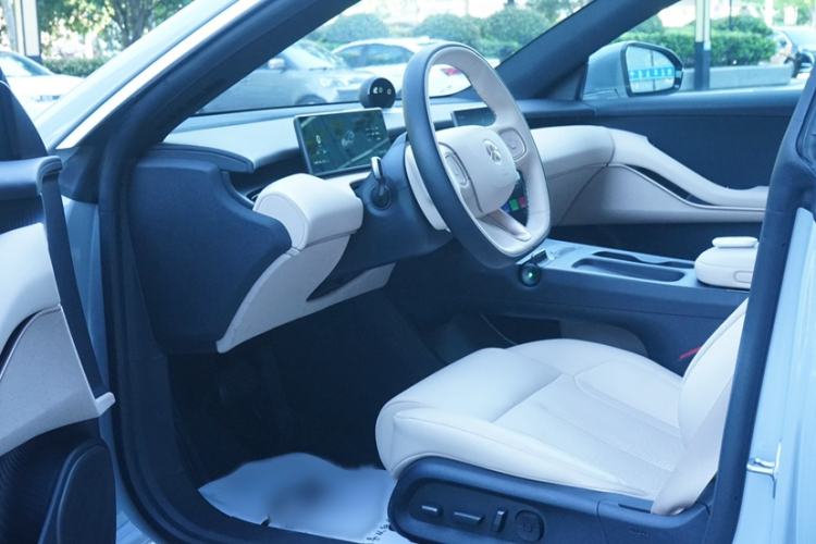 Used Nio ET5T 2024 75kWh Touring Interior 3