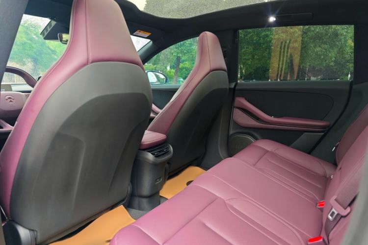 Used Nio ET5T 2024 75kWh Touring Interior 3