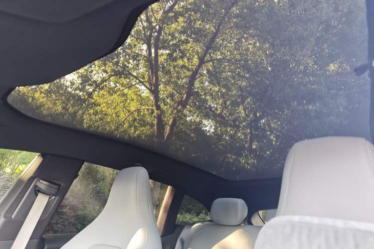 Used Nio ET5T 2024 75kWh Touring Interior 4