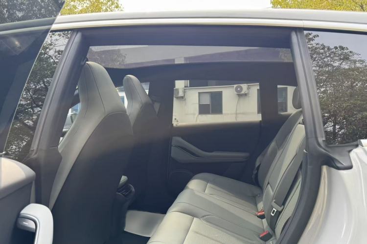 Used Nio ET5T 2024 75kWh Touring Interior 5