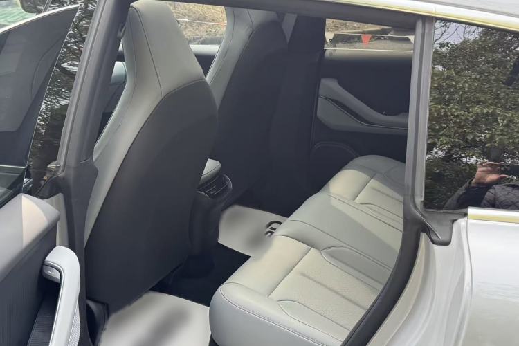 Used Nio ET5T 2024 75kWh Touring Interior 6