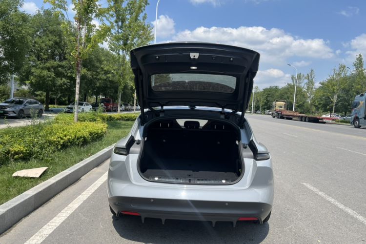 Used Nio ET5T 2024 75kWh Touring Interior 7