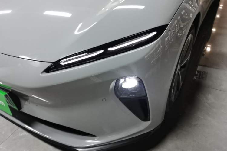 Used Nio ET5T 2024 75kWh Touring Left Front Headlight
