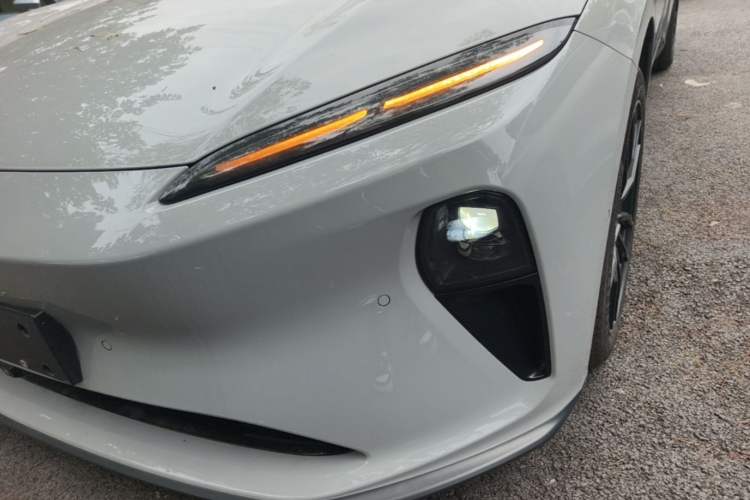 Used Nio ET5T 2024 75kWh Touring Left Front Headlight