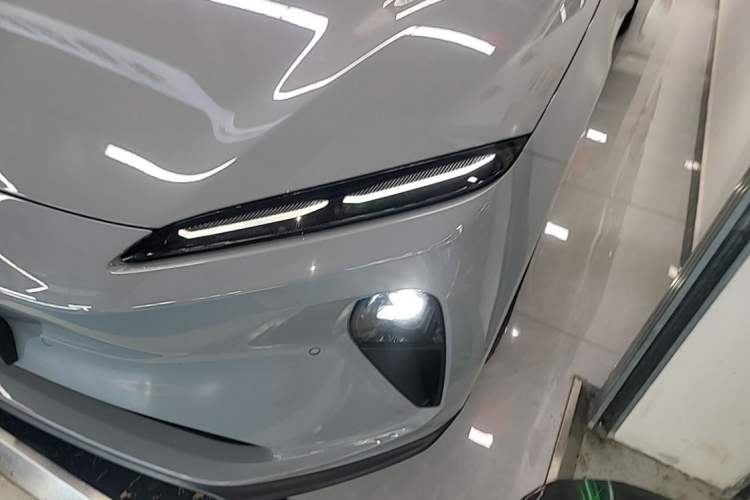Used Nio ET5T 2024 75kWh Touring Left Front Headlight