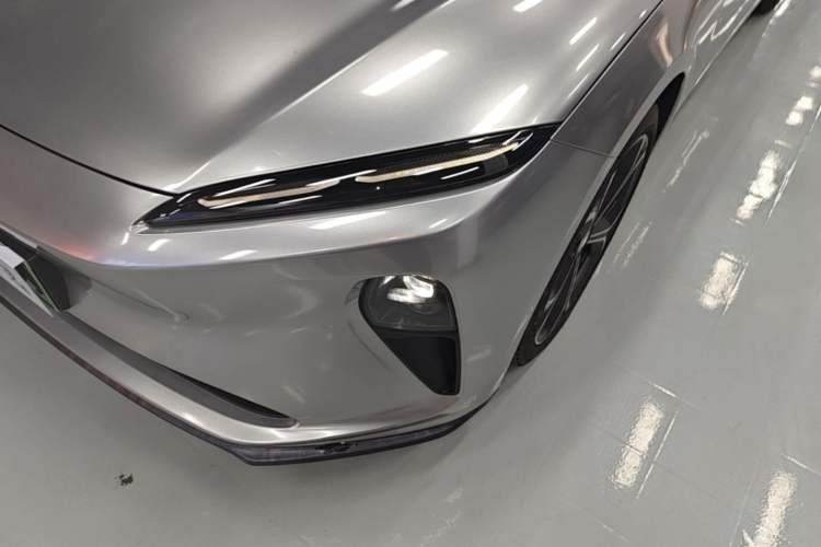 Used Nio ET5T 2024 100kWh Touring Left Front Headlight