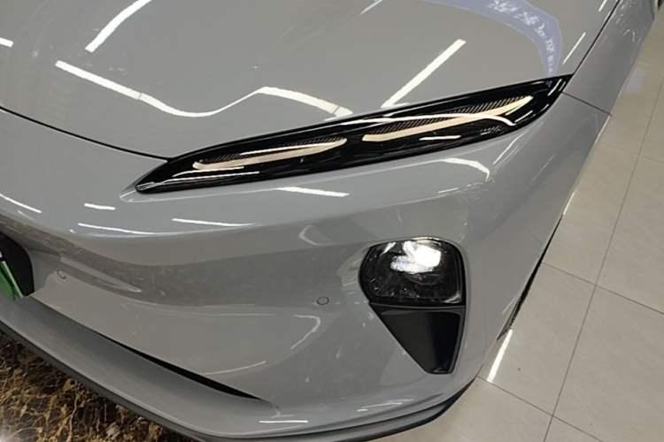Used Nio ET5T 2024 75kWh Touring Left Front Headlight