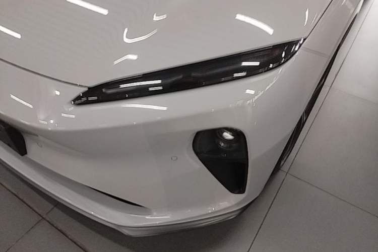 Used Nio ET5T 2024 75kWh Touring Left Front Headlight