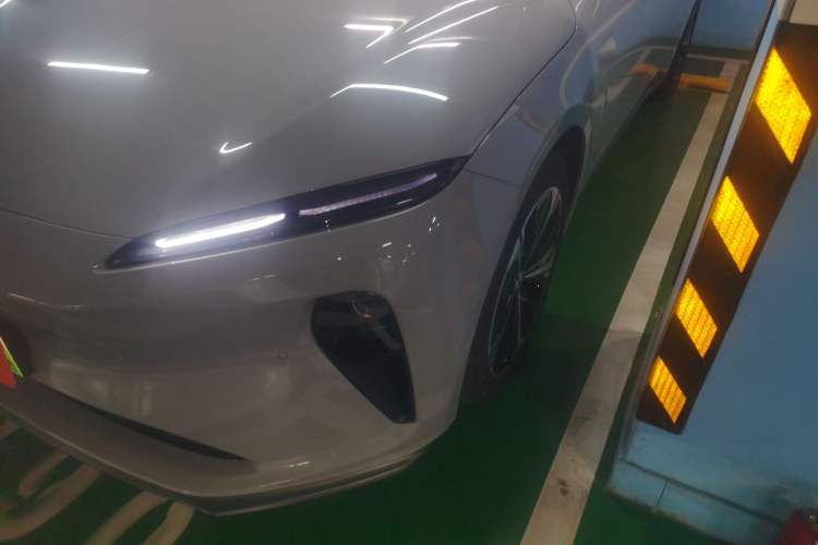 Used Nio ET5T 2024 75kWh Touring Left Front Headlight