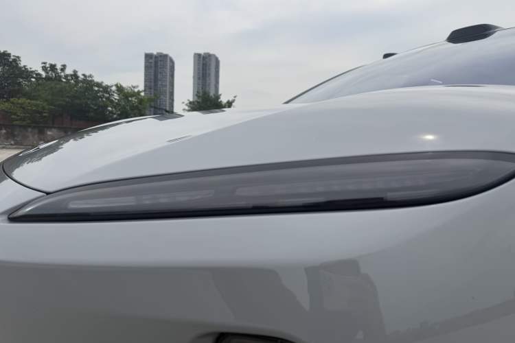Used Nio ET5T 2024 75kWh Touring Left Front Headlight
