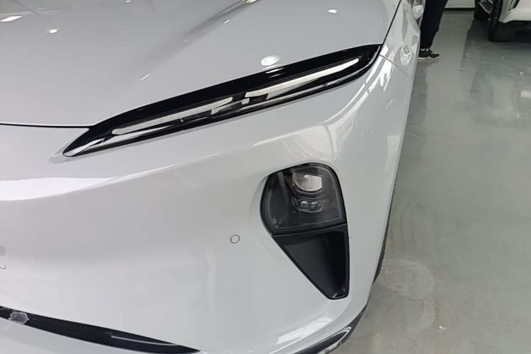 Used Nio ET5T 2024 75kWh Touring Left Front Headlight