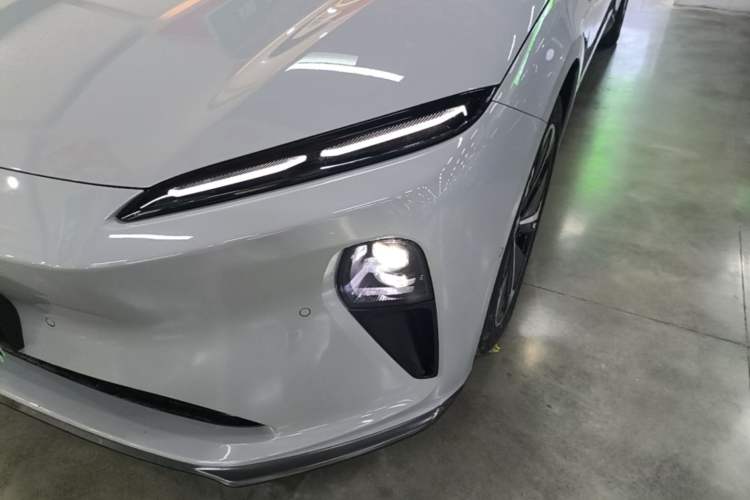 Used Nio ET5T 2024 75kWh Touring Left Front Headlight