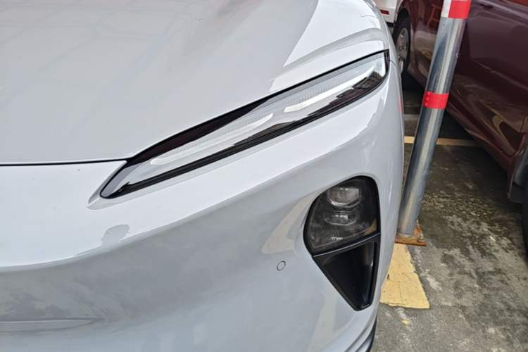Used Nio ET5T 2024 75kWh Touring Left Front Headlight