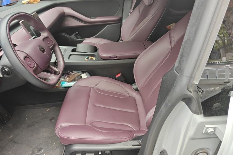 Used Nio ET5T 2024 75kWh Touring Left Front Seat