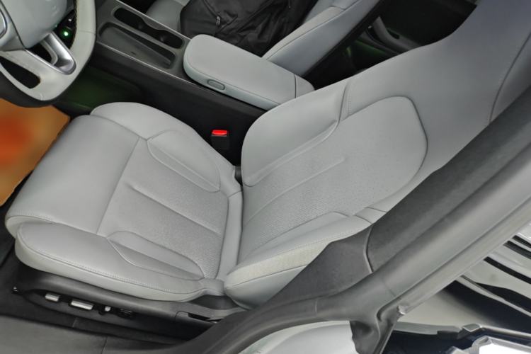 Used Nio ET5T 2024 75kWh Touring Left Front Seat