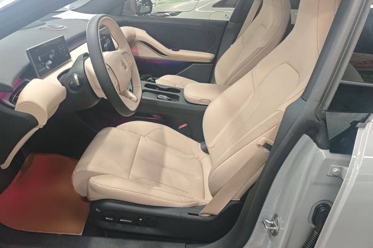 Used Nio ET5T 2024 75kWh Touring Left Front Seat