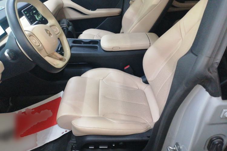 Used Nio ET5T 2024 75kWh Touring Left Front Seat