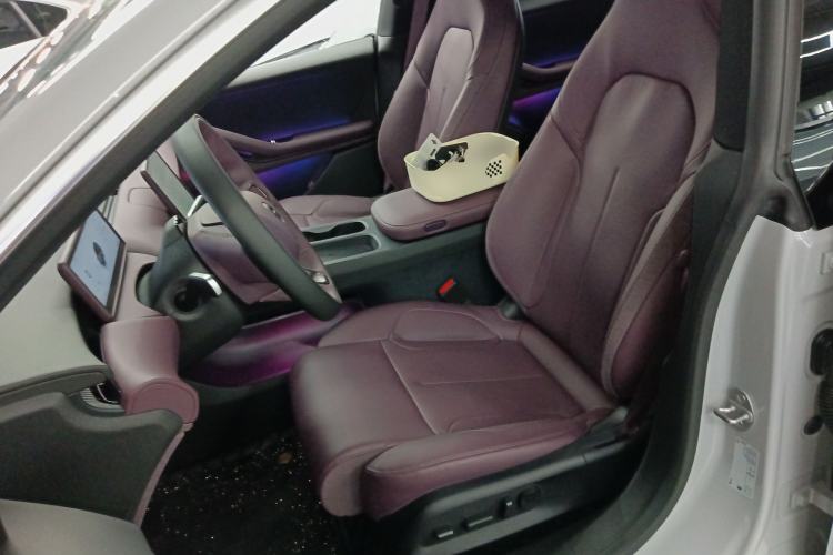 Used Nio ET5T 2024 75kWh Touring Left Front Seat