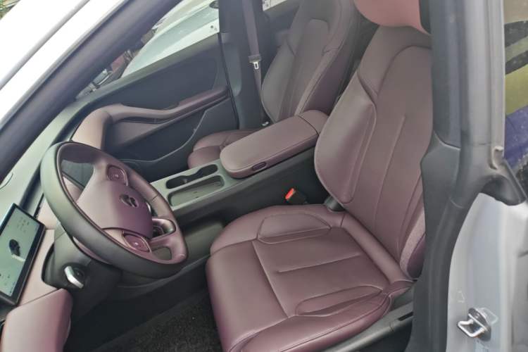 Used Nio ET5T 2024 75kWh Touring Left Front Seat