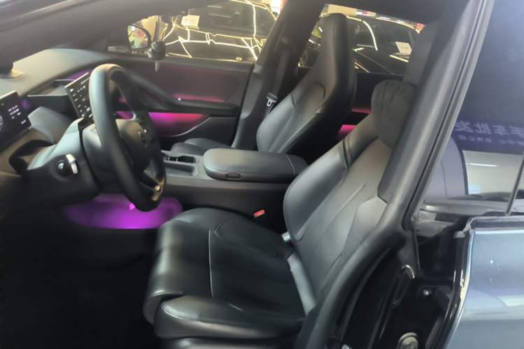 Used Nio ET5T 2024 75kWh Touring Left Front Seat