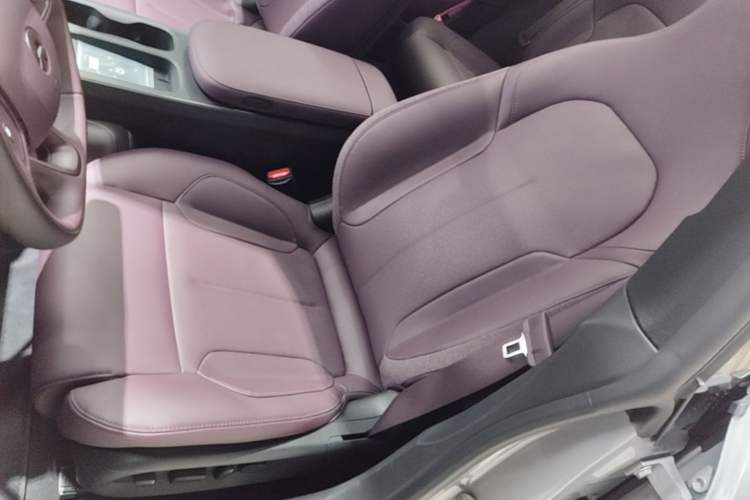 Used Nio ET5T 2024 75kWh Touring Left Front Seat