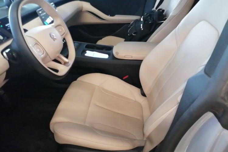 Used Nio ET5T 2024 75kWh Touring Left Front Seat