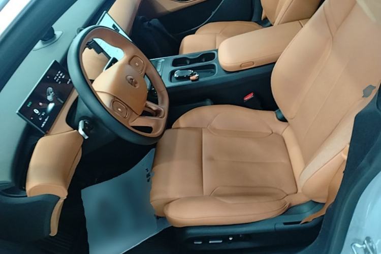 Used Nio ET5T 2024 75kWh Touring Left Front Seat
