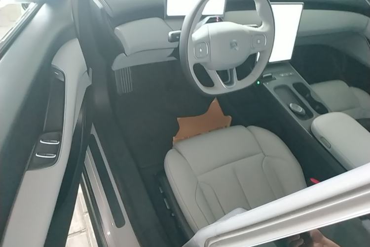 Used Nio ET5T 2024 75kWh Touring Left Front Seat