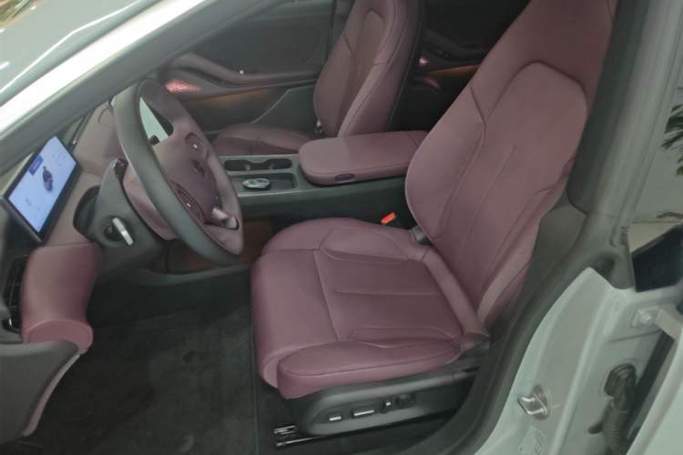 Used Nio ET5T 2024 75kWh Touring Left Front Seat