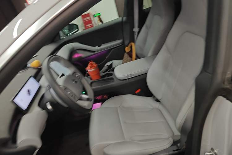 Used Nio ET5T 2024 75kWh Touring Left Front Seat