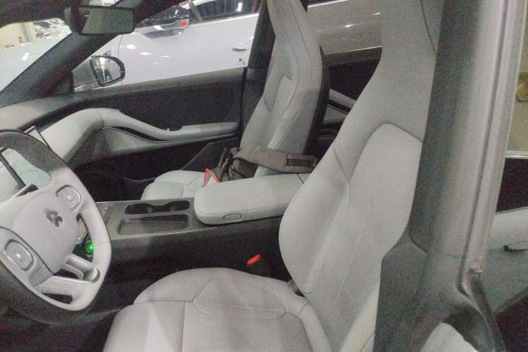 Used Nio ET5T 2024 75kWh Touring Left Front Seat