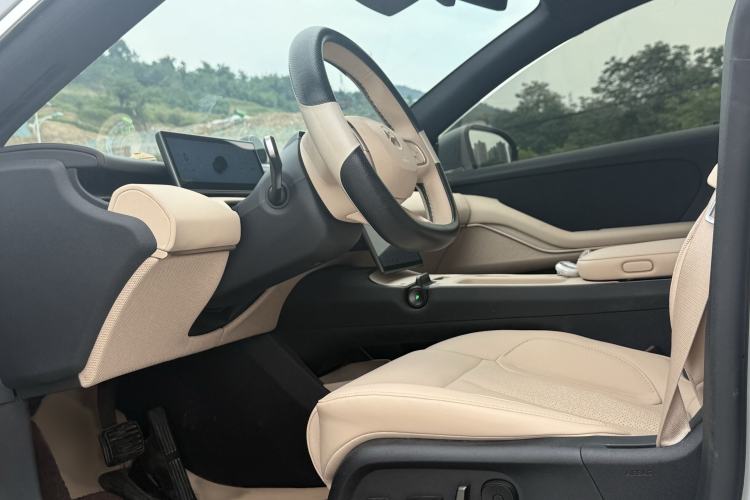 Used Nio ET5T 2024 75kWh Touring Left Front Seat