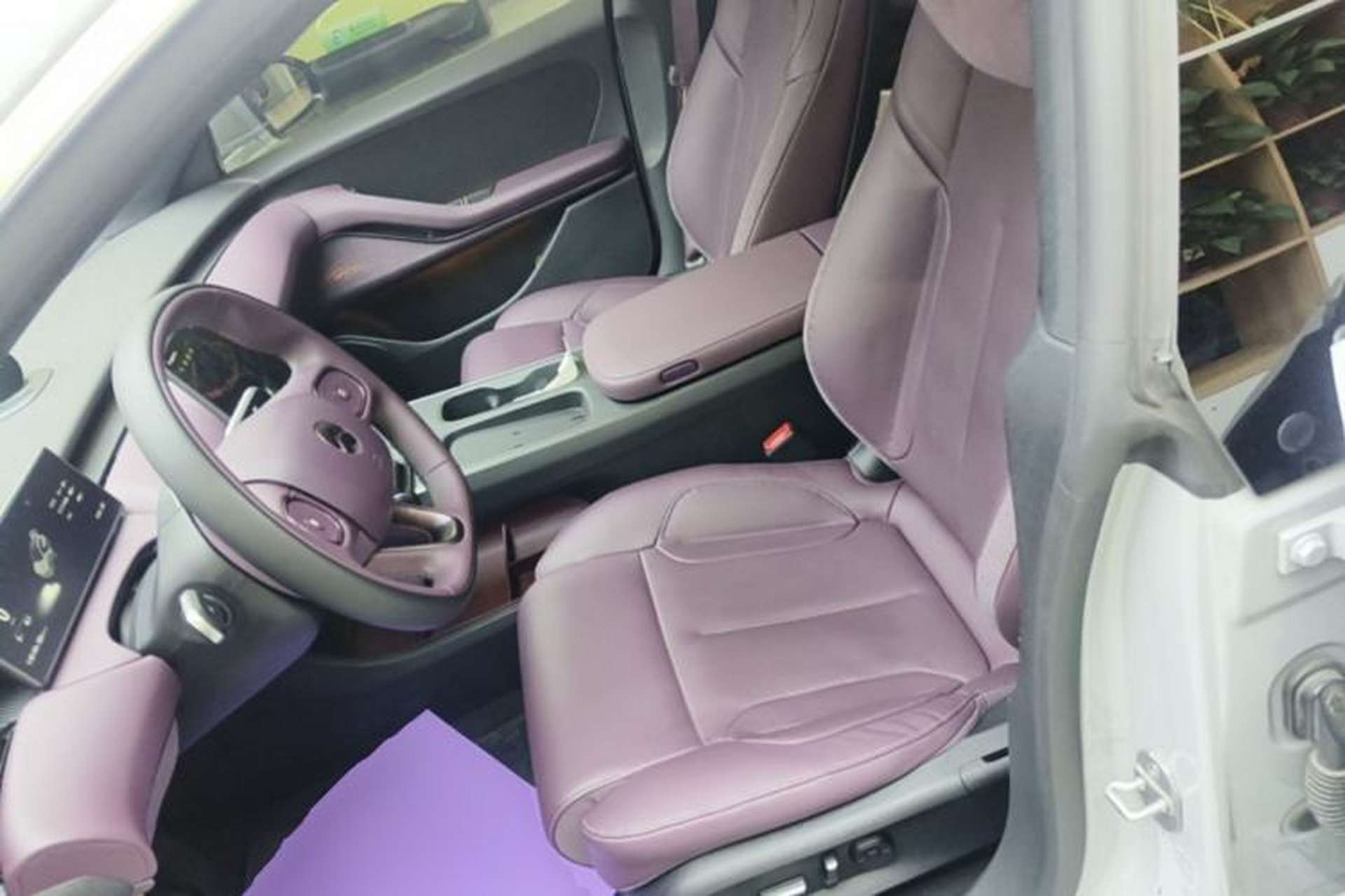 Used Nio ET5T 2024 75kWh Touring Left Front Seat