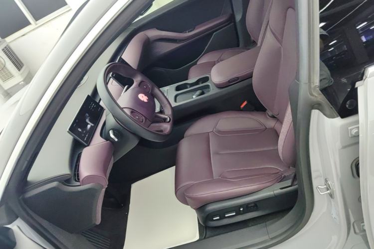 Used Nio ET5T 2024 75kWh Touring Left Front Seat