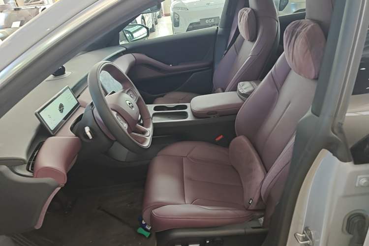 Used Nio ET5T 2024 75kWh Touring Left Front Seat