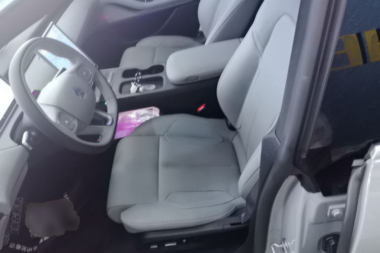 Used Nio ET5T 2024 75kWh Touring Left Front Seat
