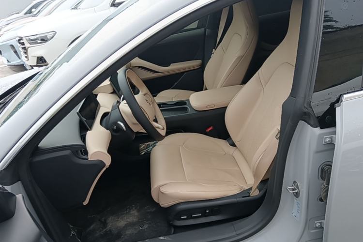 Used Nio ET5T 2024 75kWh Touring Left Front Seat