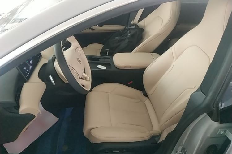 Used Nio ET5T 2024 75kWh Touring Left Front Seat