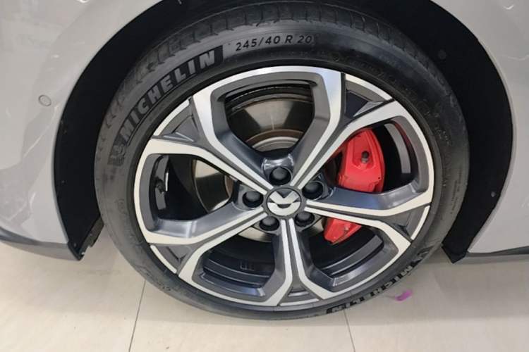 Used Nio ET5T 2024 75kWh Touring Left Front Wheel Hub