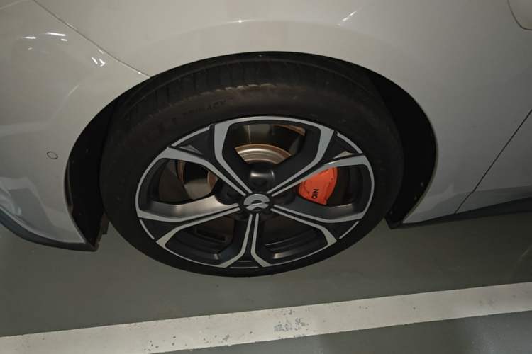 Used Nio ET5T 2024 75kWh Touring Left Front Wheel Hub